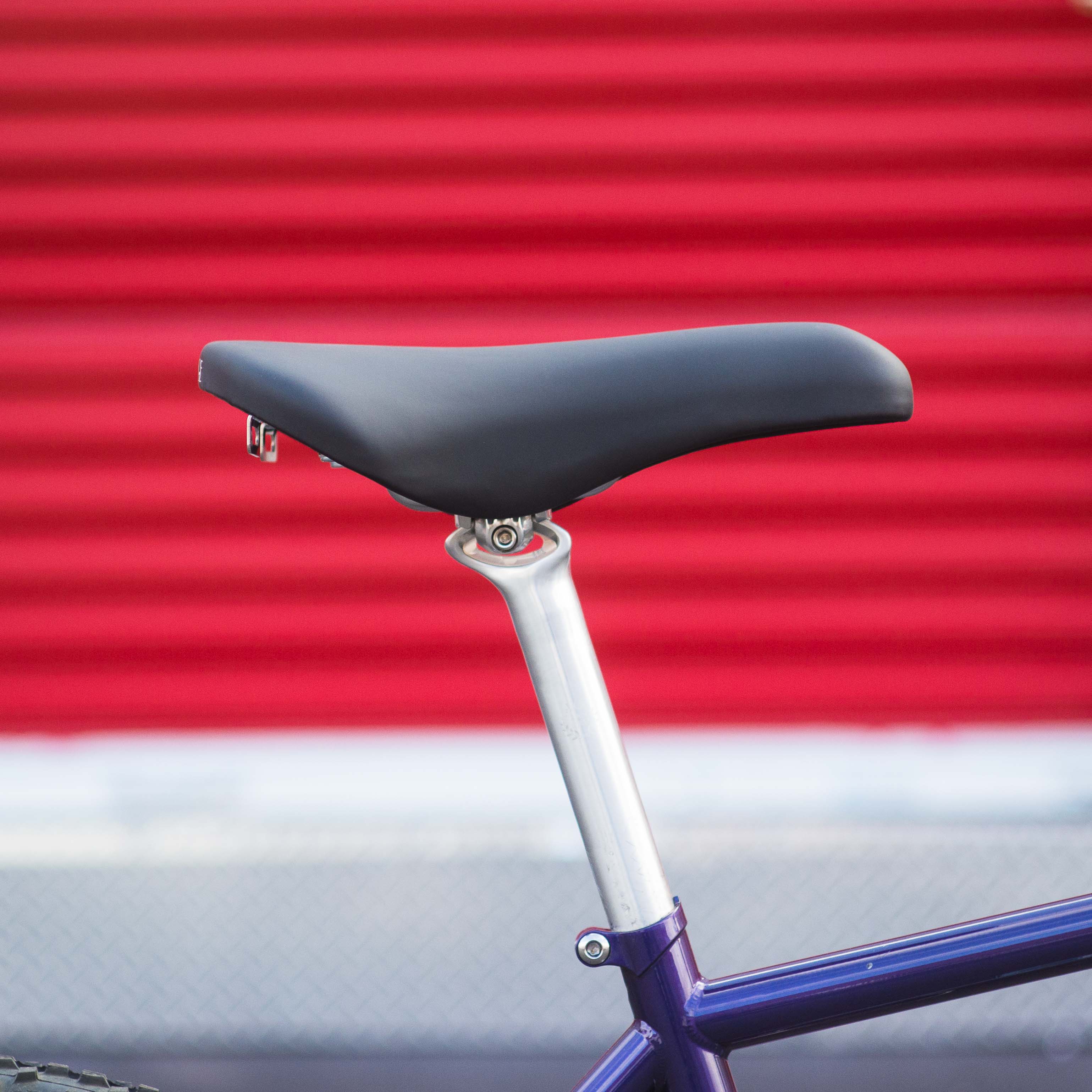 Smooth Touring Saddle - Image 2